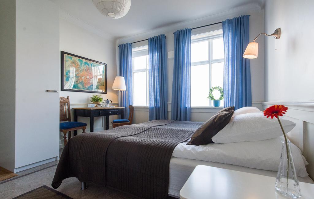 Heida's Home- Downtown 2*